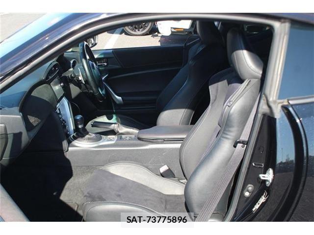 Toyota 86 2016-08 6750115-23