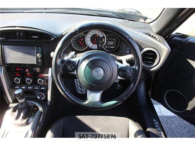Toyota 86 2016-08 6750115-27
