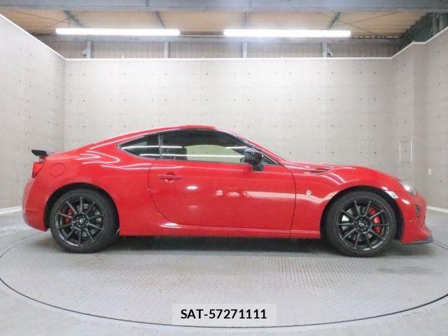 Toyota 86 2019-10 6812777-24