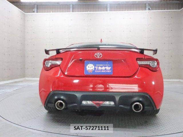 Toyota 86 2019-10 6812777-25