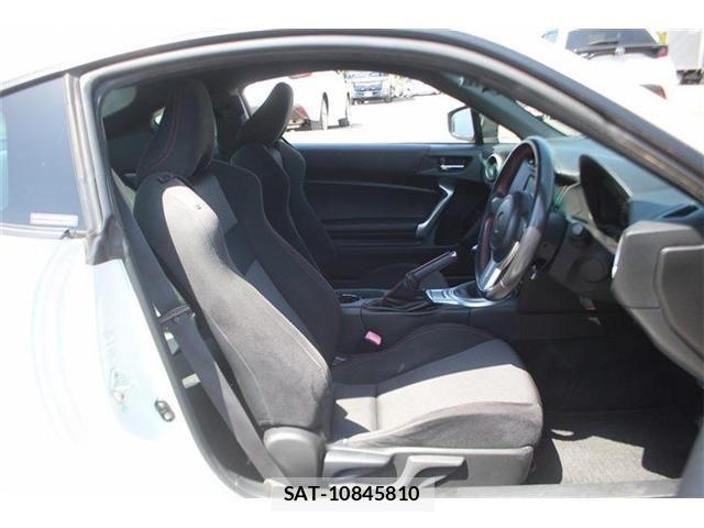 Toyota 86 2016-03 6813274-20
