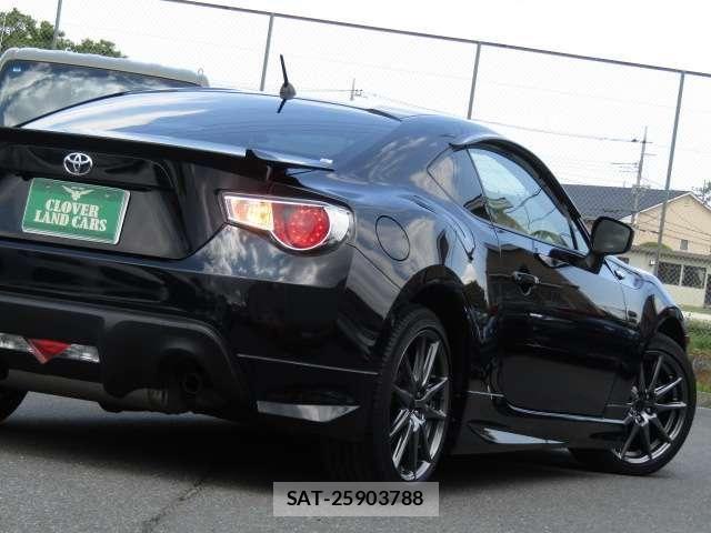 Toyota 86 2014-01 6813339-14