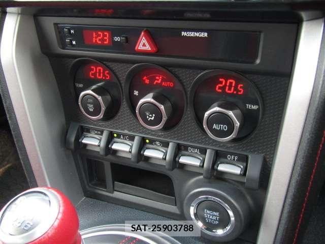 Toyota 86 2014-01 6813339-5