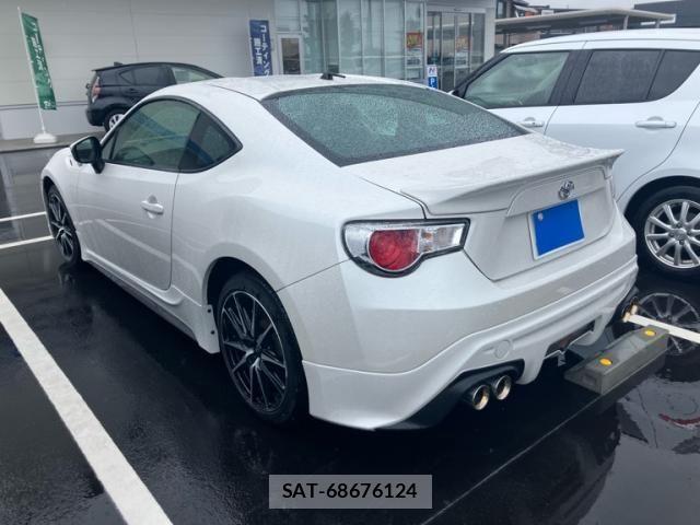 Toyota 86 2012-04 6901042-10
