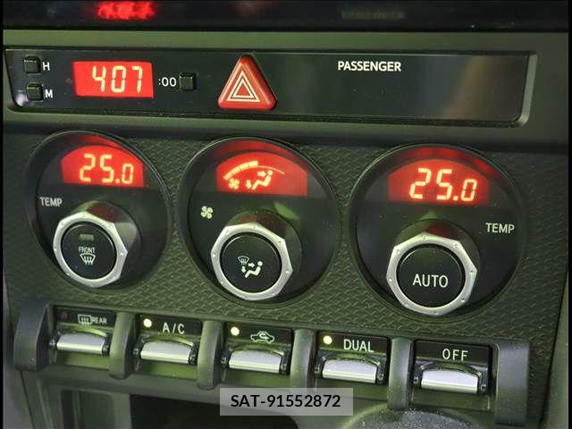 Toyota 86 2013-06 6900911-9