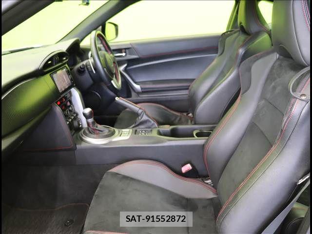 Toyota 86 2013-06 6900911-25