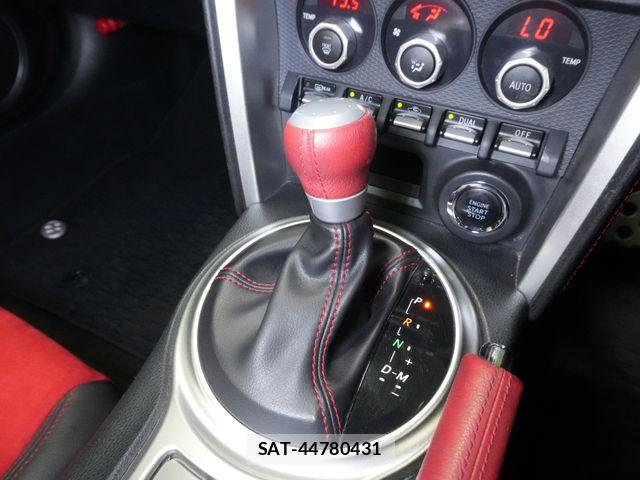 Toyota 86 2015-04 6984811-14