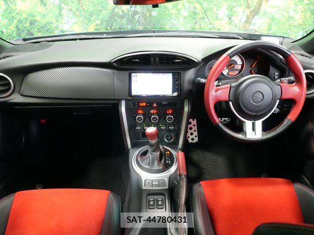 Toyota 86 2015-04 6984811-5