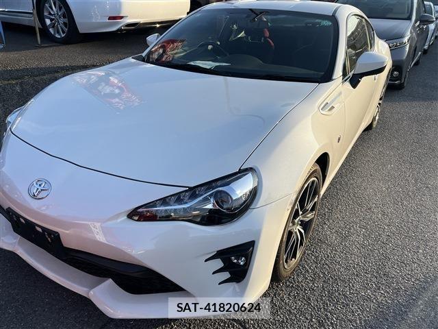 Toyota 86 2017-03 6983909-0