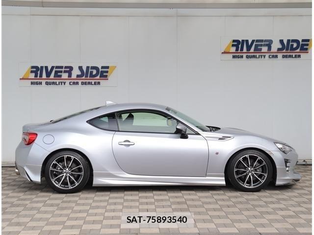 Toyota 86 2019-05 6982618-4