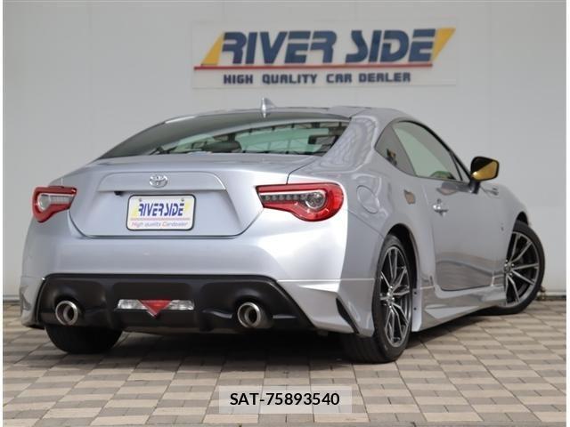 Toyota 86 2019-05 6982618-5