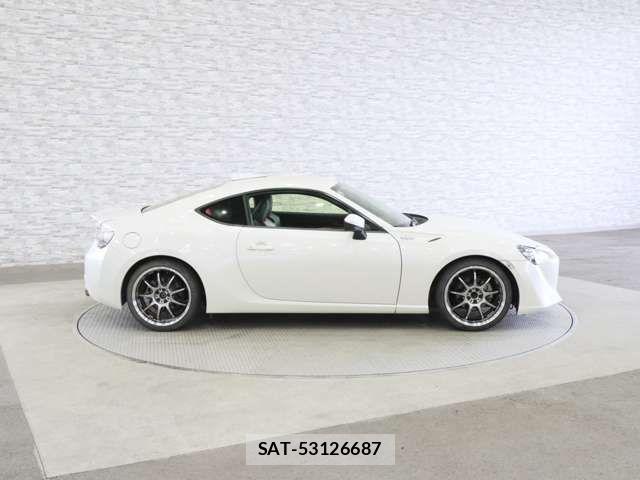 Toyota 86 2012-07 6983769-13