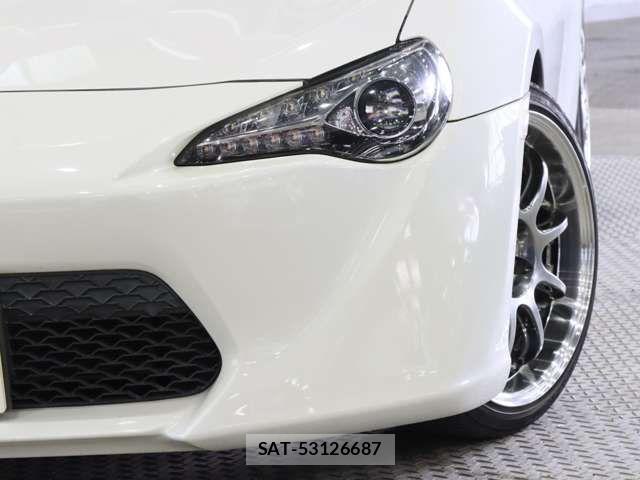 Toyota 86 2012-07 6983769-16