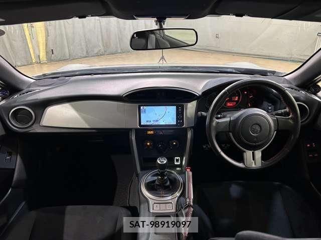 Toyota 86 2012-05 7056966-13