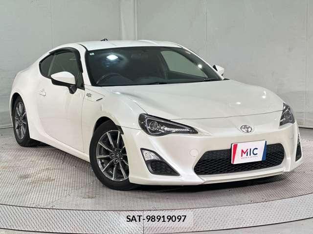 Toyota 86 2012-05 7056966-1