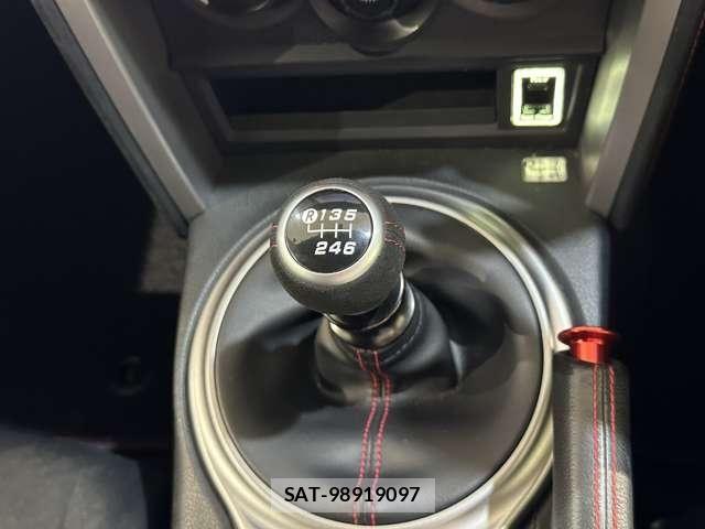 Toyota 86 2012-05 7056966-22