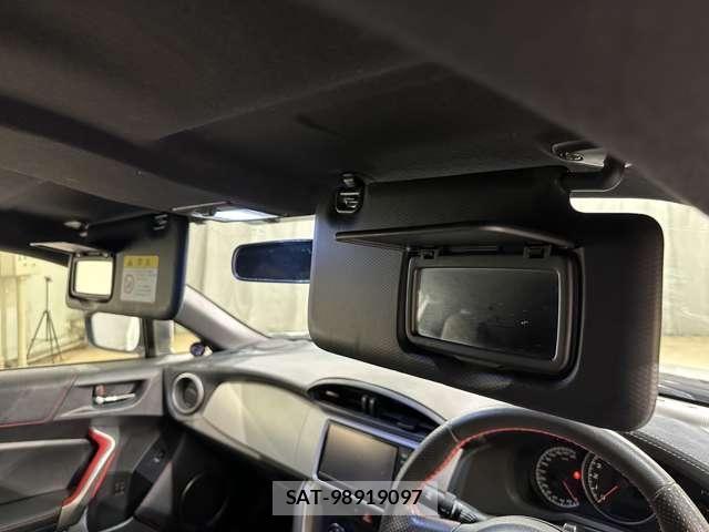 Toyota 86 2012-05 7056966-26