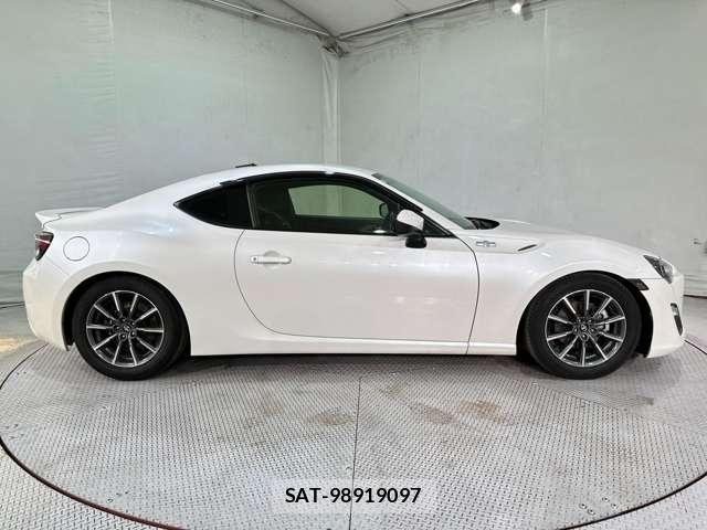 Toyota 86 2012-05 7056966-3