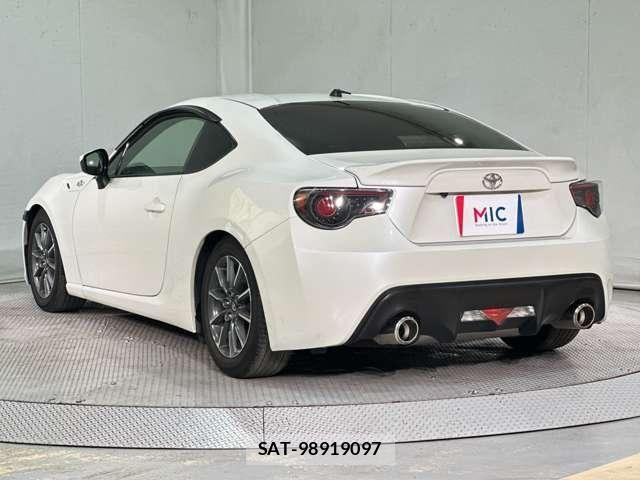 Toyota 86 2012-05 7056966-6