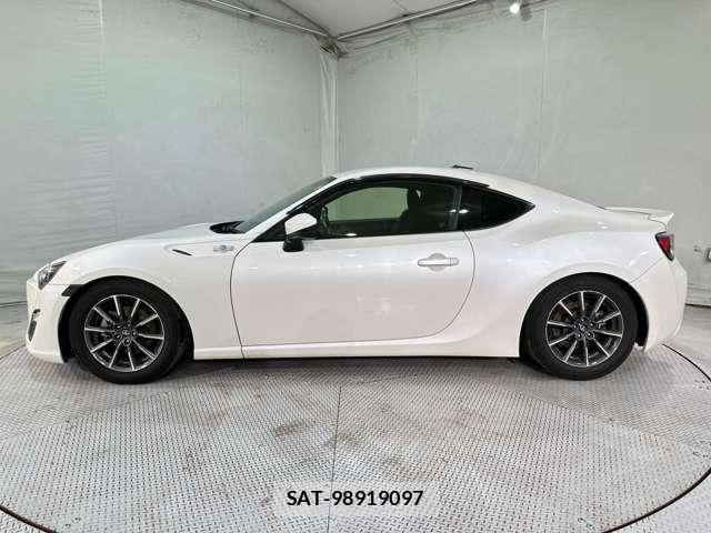 Toyota 86 2012-05 7056966-7