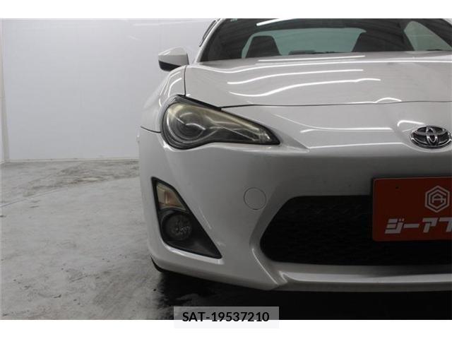 Toyota 86 2012-08 7056991-10