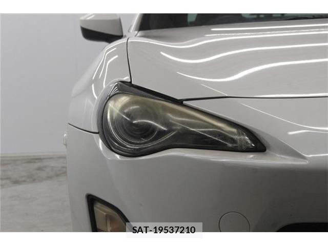 Toyota 86 2012-08 7056991-11