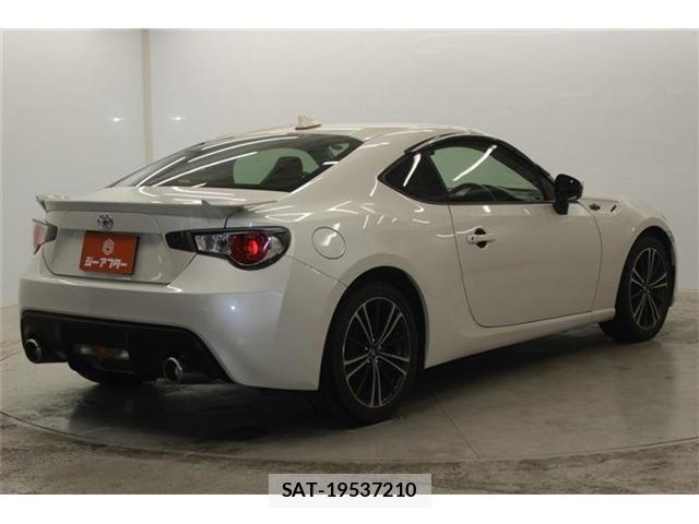 Toyota 86 2012-08 7056991-4