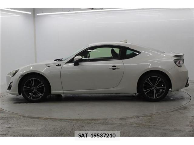 Toyota 86 2012-08 7056991-7