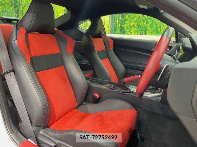 Toyota 86 2012-12 7056956-9