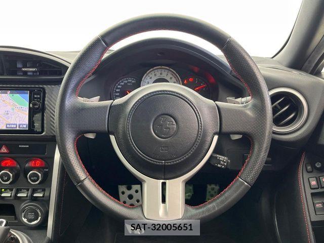 Toyota 86 2015-10 7056965-9