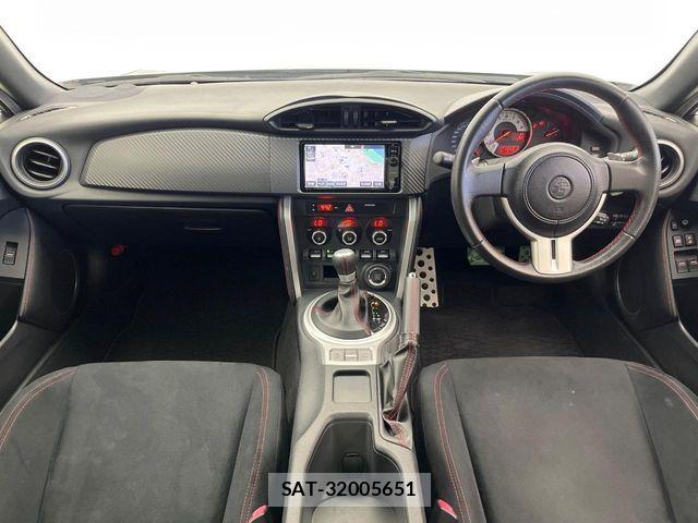 Toyota 86 2015-10 7056965-1