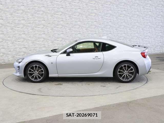 Toyota 86 2018-06 7213769-12