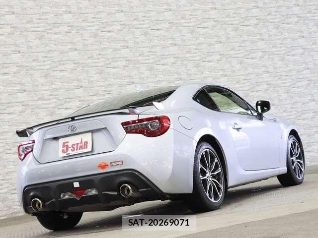 Toyota 86 2018-06 7213769-19