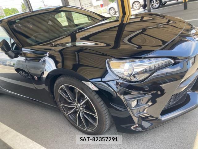 Toyota 86 2017-06 7213761-1