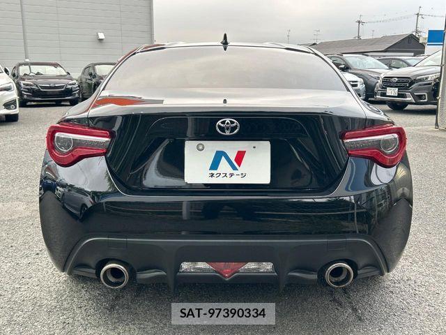 Toyota 86 2020-08 7213799-14