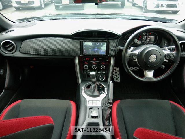 Toyota 86 2021-02 7213800-1
