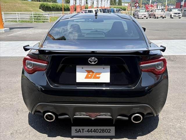 Toyota 86 2016-11 7213744-13