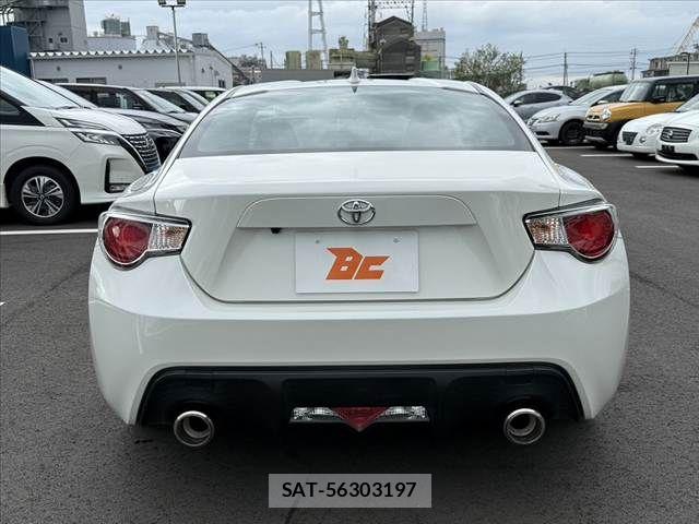 Toyota 86 2015-06 7213707-13