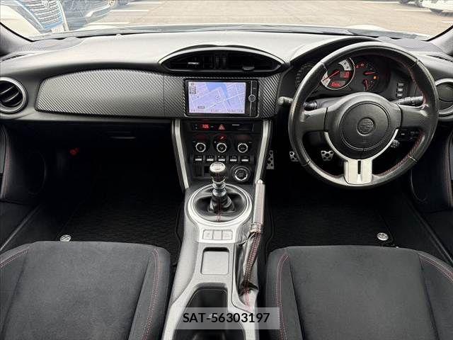 Toyota 86 2015-06 7213707-1