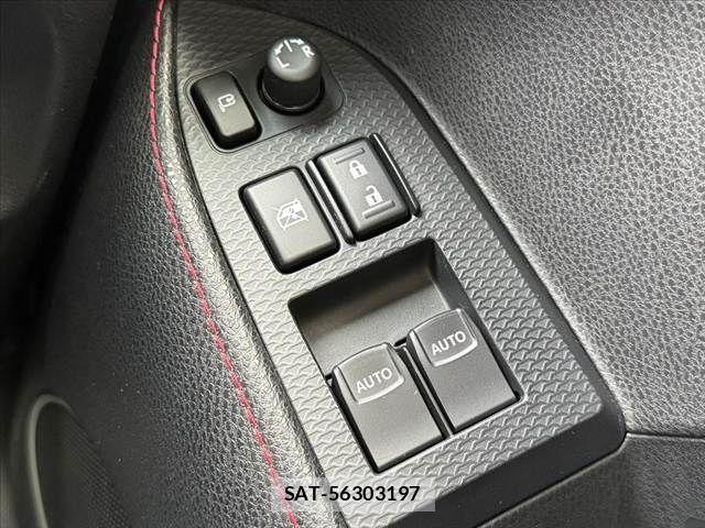 Toyota 86 2015-06 7213707-24