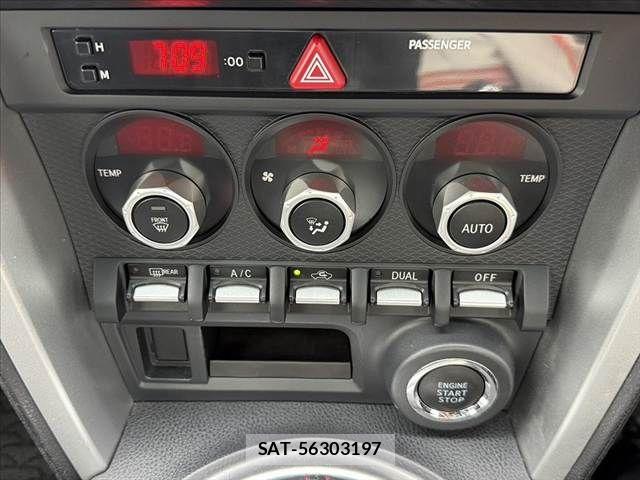 Toyota 86 2015-06 7213707-26