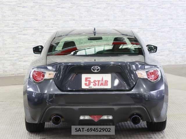 Toyota 86 2015-05 7213708-14