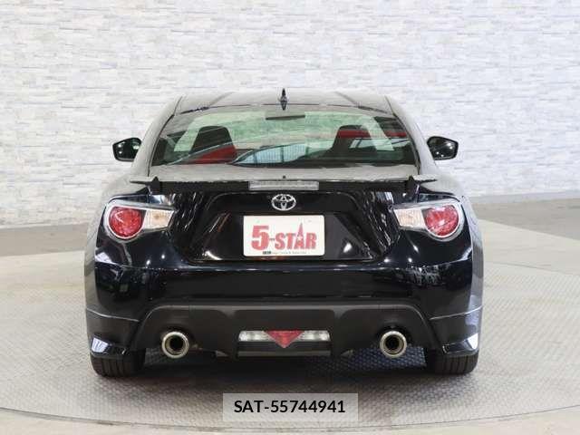 Toyota 86 2014-12 7213688-13