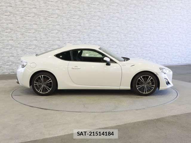 Toyota 86 2016-06 7213733-12