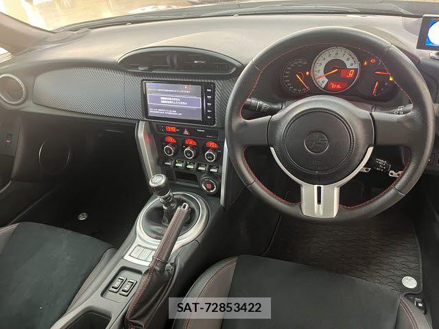 Toyota 86 2015-05 7213690-1