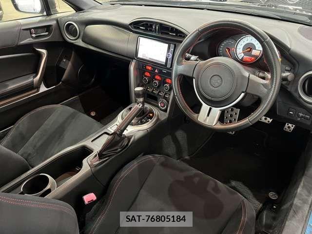 Toyota 86 2012-07 7213555-19