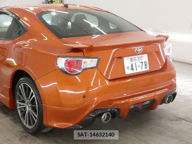 Toyota 86 2012-07 7213576-4