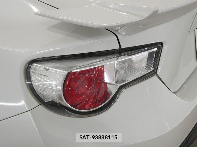 Toyota 86 2012-08 7213575-6
