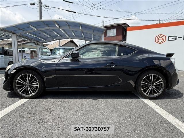 Toyota 86 2013-12 7213662-10