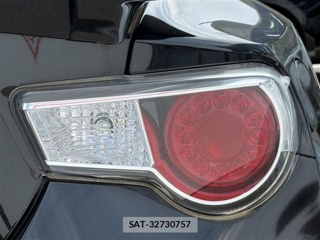 Toyota 86 2013-12 7213662-12